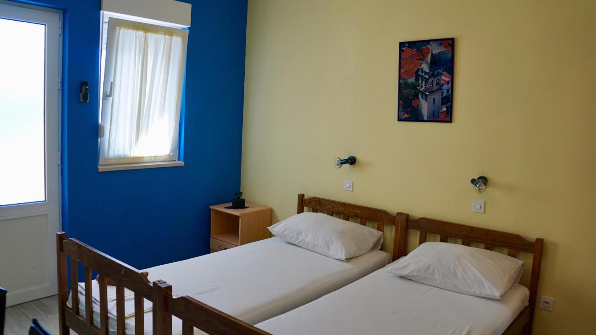 Apartments Niksa Kastelan Omiš Exterior foto